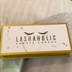 Lashes(I do not know how to put them on ) haha